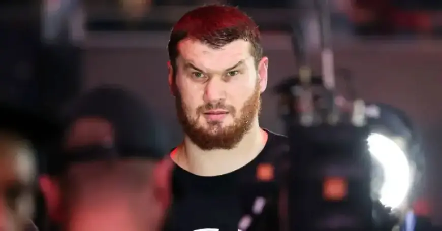 Trainer Prepares Arslanbek Makhmudov for Tyson Fury Showdown, Seeks Knockout Punch