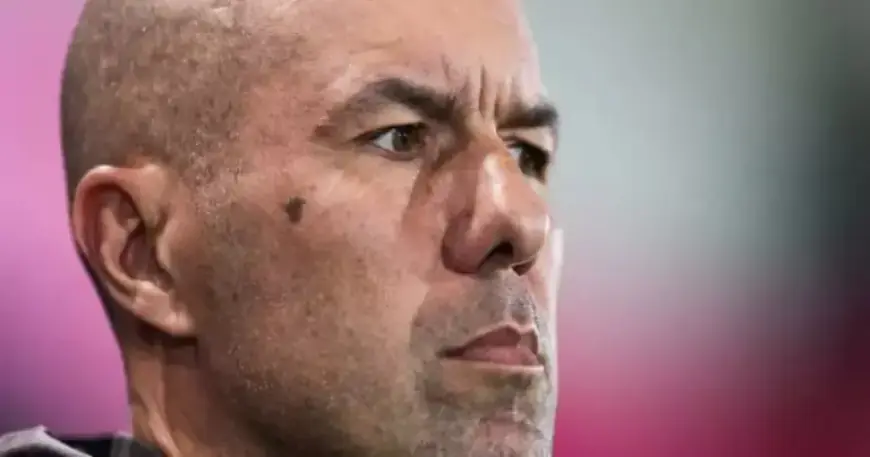 Jardim Criticizes Pulgar’s Red Card: “It Harmed Flamengo”