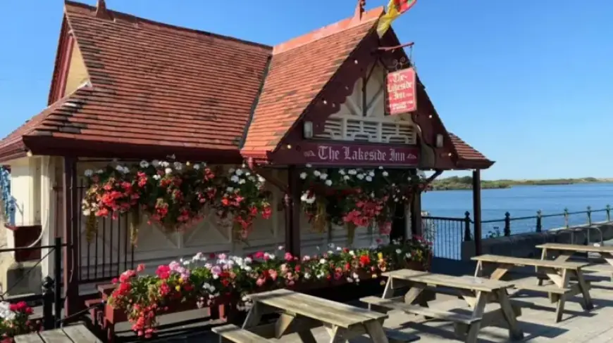 Charming Southport Pub Offers Stunning Lakeside Views for Holiday Relaxation