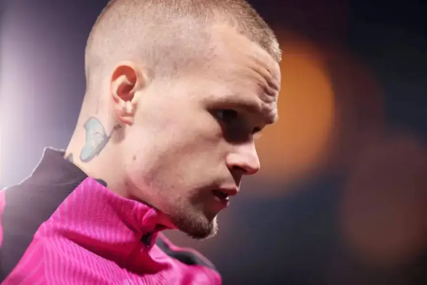 Mykhailo Mudryk Trains Solo at Uxbridge FC