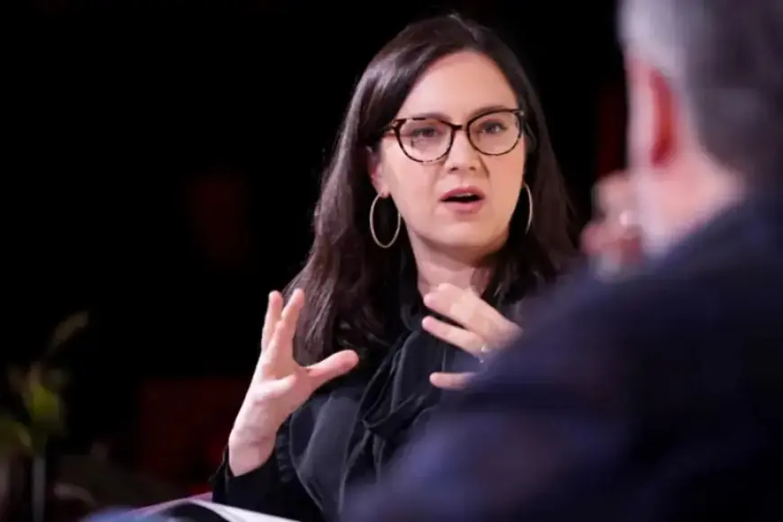 Bari Weiss to Revamp CBS News’ Iconic ’60 Minutes’: Report