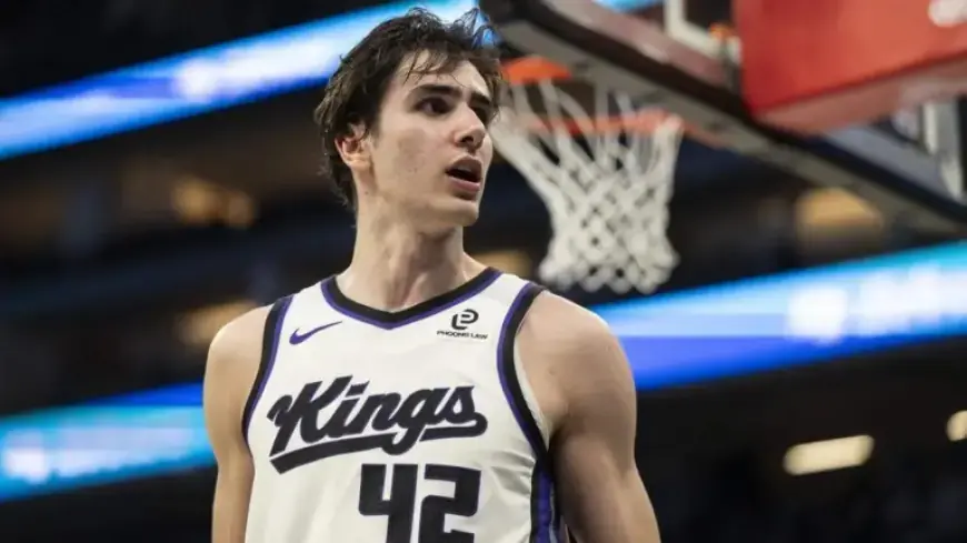 Maxime Raynaud’s NBA Rookie Award Significance for Kings Explained