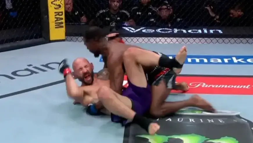Darrius Flowers TKOs Injured Lando Vannata at UFC Vegas 115