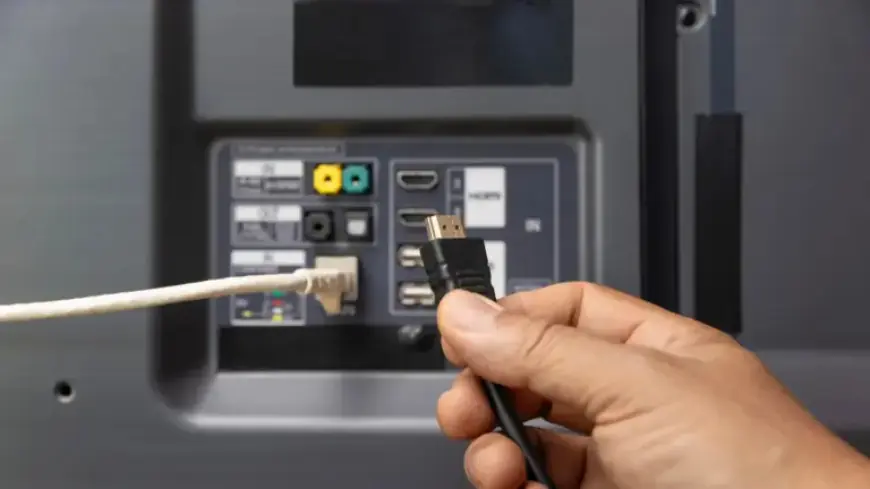 Top 5 Must-Have Gadgets for Your TV’s HDMI 2.0 Port