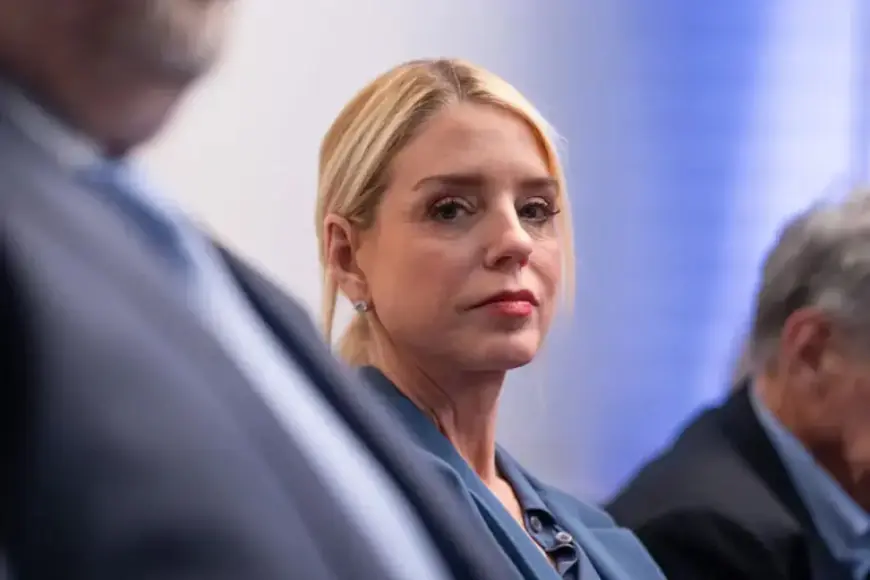 Pam Bondi Dismissed as Attorney General: Portrait Discovered in Trash