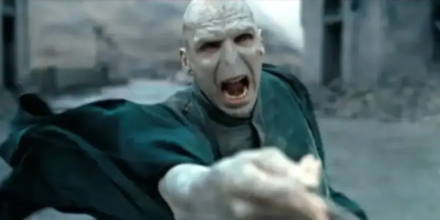 HBO’s Voldemort Casting Mystery Solved by Fans?