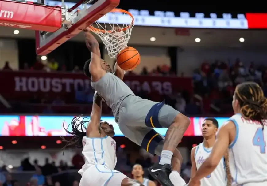 West Virginia Advances to College Basketball Championship Game