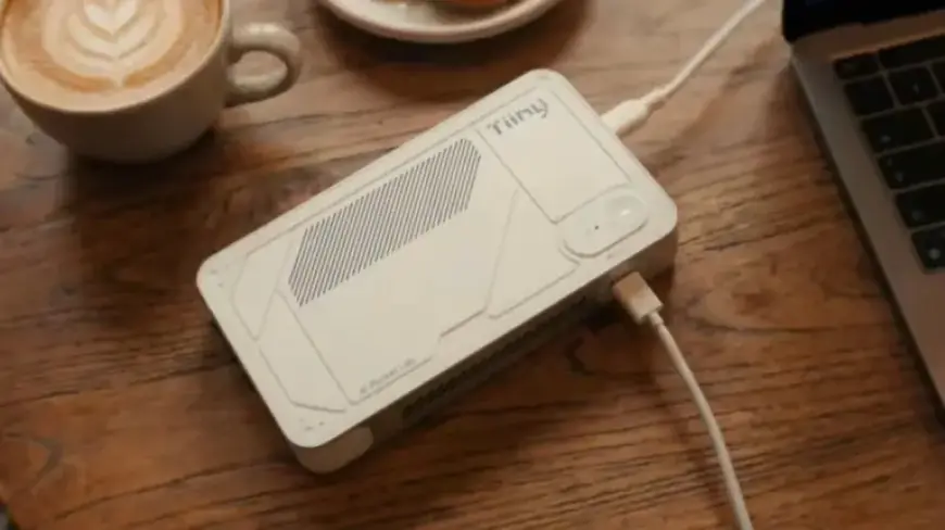 Pocket-Sized Supercomputer Delivers ‘Doctorate-Level’ AI Processing