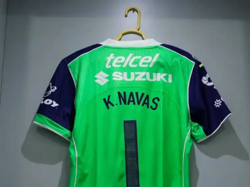 Keylor Navas Thrills Mexico with Stunning Double Save Against Chivas Guadalajara