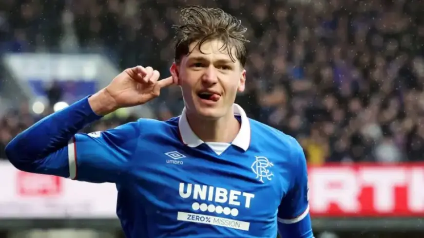 Rangers Triumph 4-2 Over Dundee United, Claim Top Spot for First Time Since 2024