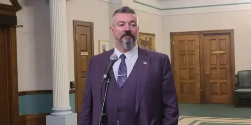 Government Explores Strategies to Tackle Soaring Fuel Prices: Parrott