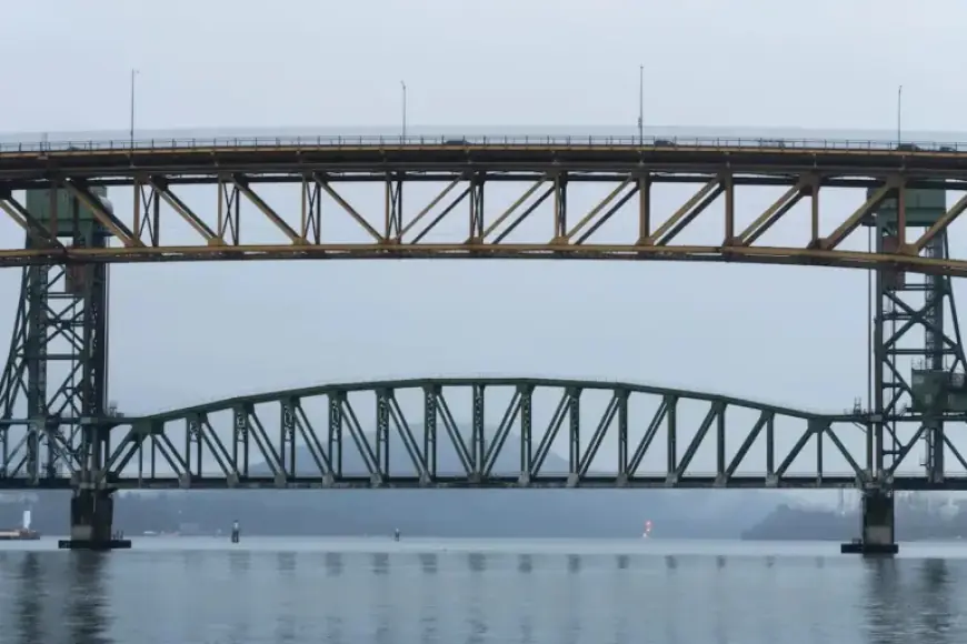 CN Rail Bridge Collapse at Vancouver Port Hinders Energy Superpower Goals