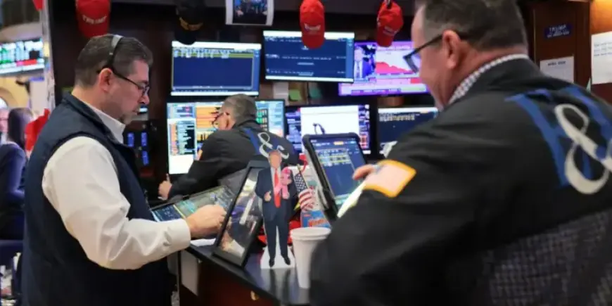 Oil Prices Surge, Stock Futures Fall Amid Trump’s Threats to Iran