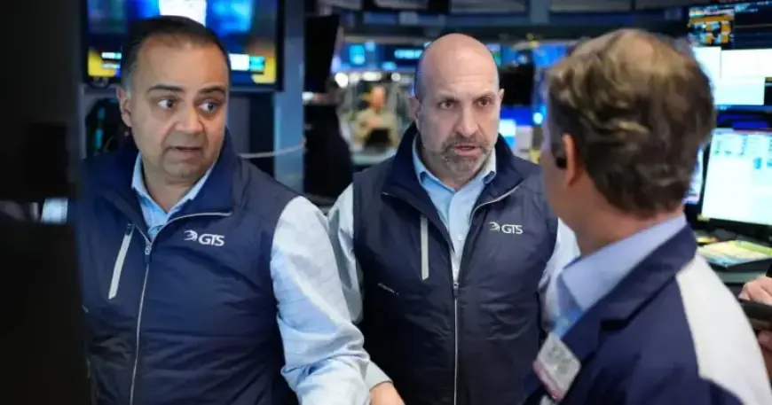 U.S. Stocks Rise as Trump Considers Striking Iranian Power Plants