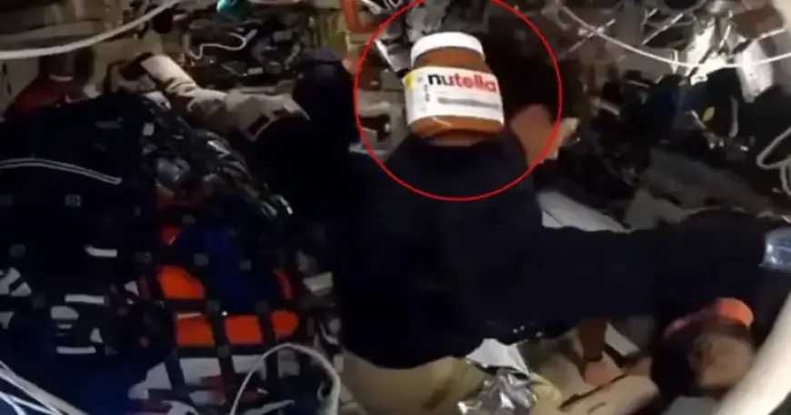 Nutella Jar Floats Freely Inside Moon-Bound Spacecraft Cabin