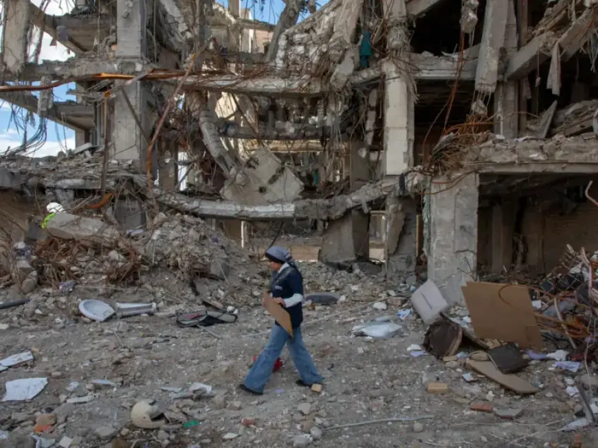 Israel Targets Iran’s Railways as Trump’s Deadline Nears Expiration