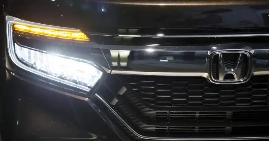 Transport Canada Seeks Feedback on Intense Brightness of Vehicle Headlights