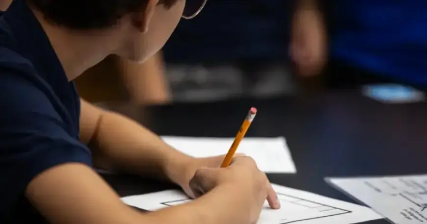 Critics Claim New Curriculum Overemphasizes Texas Perspective