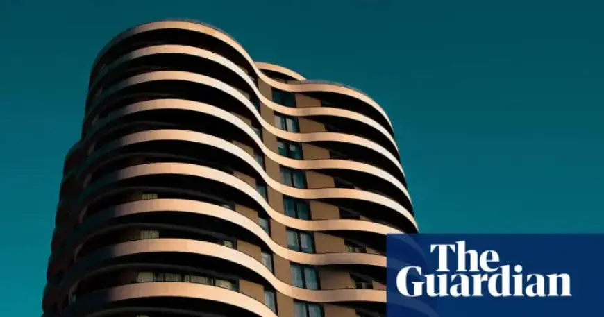 Review: Patrick Radden Keefe’s “London Falling” – A Gripping Saga of Deception and Tragedy