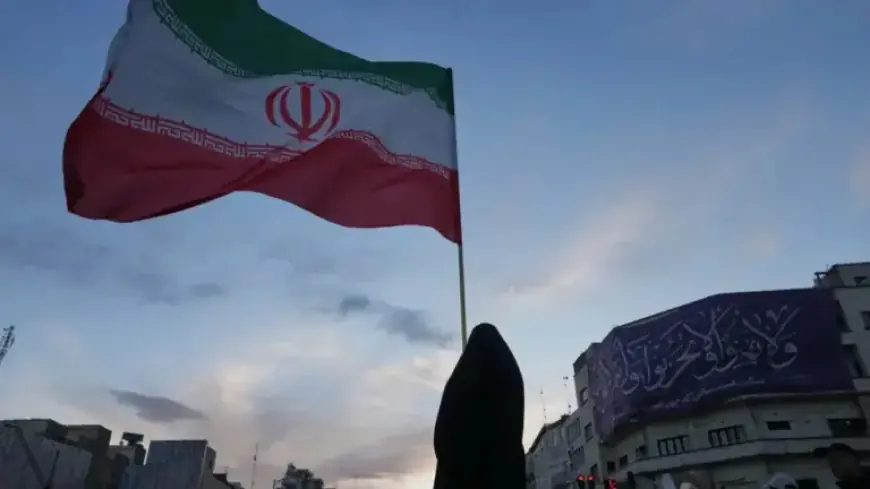 Democrats Condemn Trump’s Iran ‘War Crimes’ Threat as Republicans Show Support