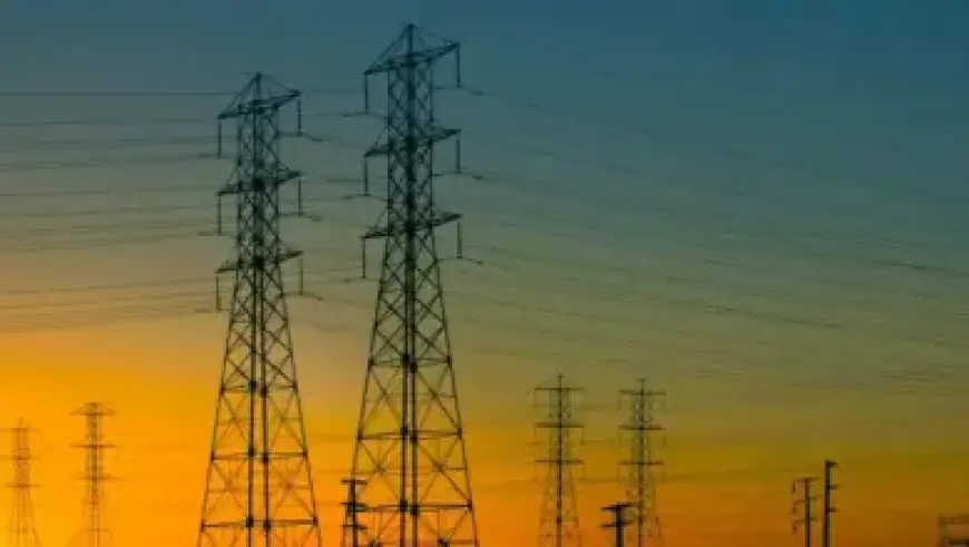 HMS Dragon Docks in Med After Technical Issue During Iran Deployment