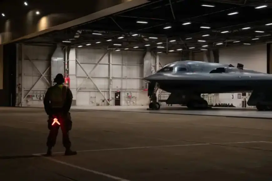 B-2 Bombers Target Iranian Revolutionary Guard in 36-Hour Mission