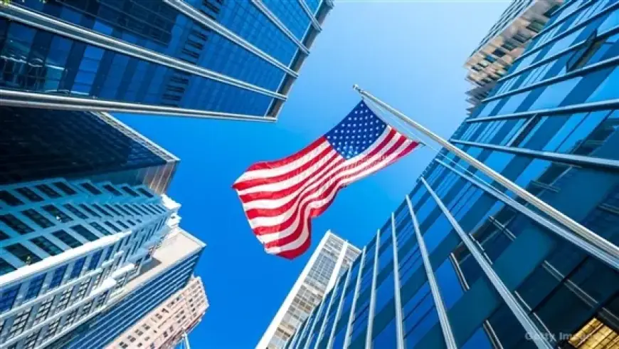 US API Crude Oil Stockpiles Surge by 10.2 Million Barrels