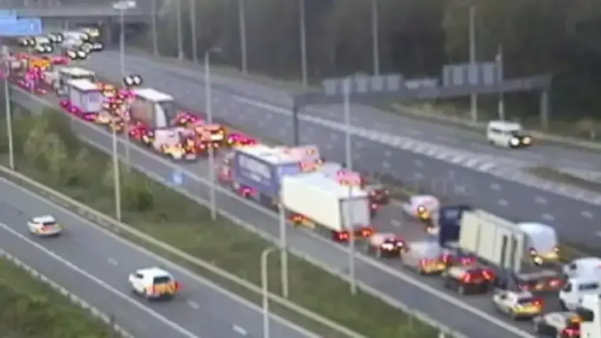 M6 Traffic Halted by Overturned Lorry in Cheshire: Live Updates