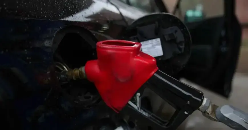 Analyst Predicts Major Gas Price Drop on Friday