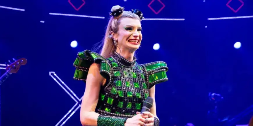 Dylan Mulvaney Exits SIX THE MUSICAL on Broadway This May