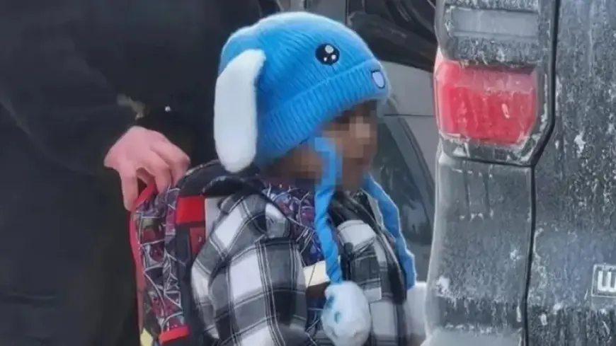 ICE-Detained Child Liam Faces Fear and Receives Psychological Support