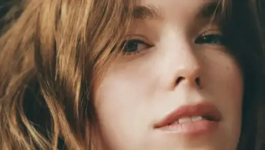 “Hacks’ Stars Shine on Red Carpet for Final Season Celebration”