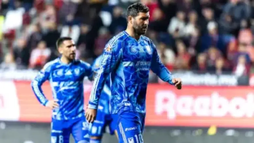 Jiri Prochazka Focuses Solely on UFC 327, Ignores Other Rivals