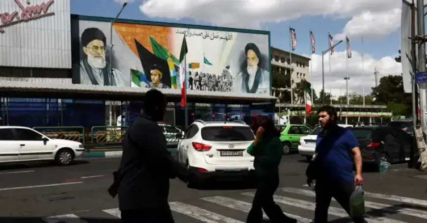 Trump Vows U.S. Military Presence Near Iran, Warns Tehran on Deal Compliance