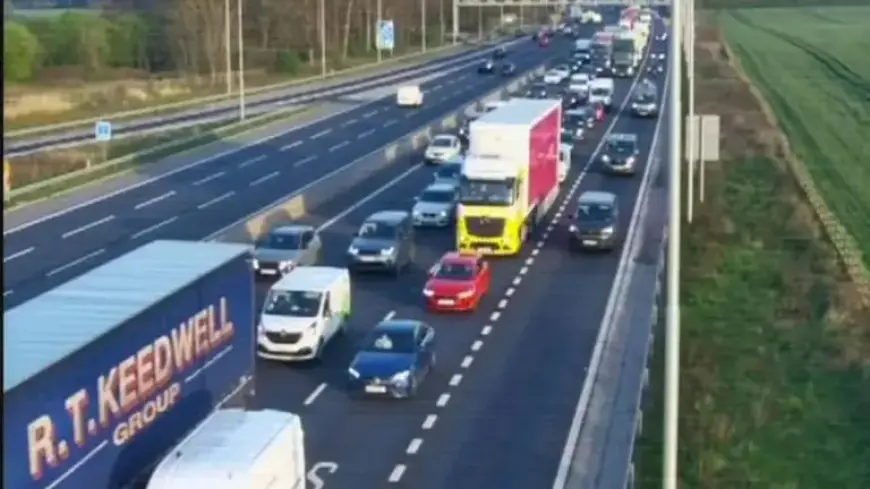 Traffic Disruptions: M6, M62, M60 Crash Causes Severe Delays