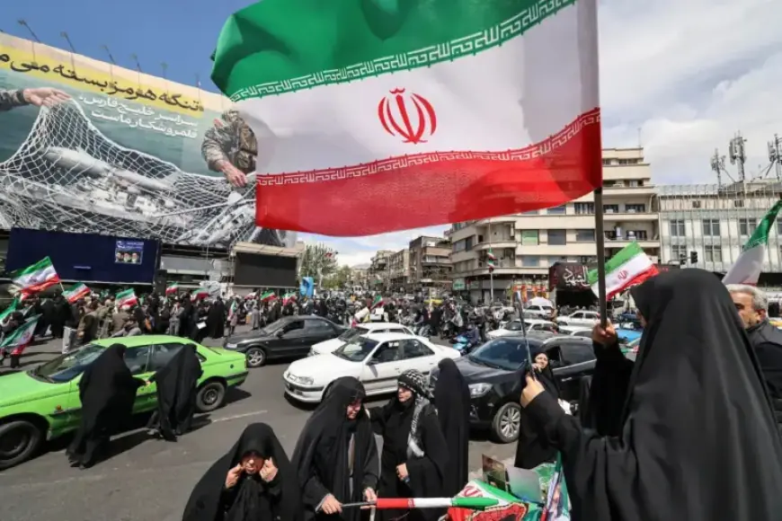Trump Halts War: Iranians Celebrate with Victory Flags