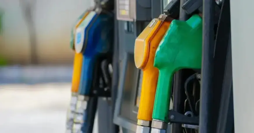 UK Drivers Advised to Refuel Diesel and Petrol by 5 PM Today