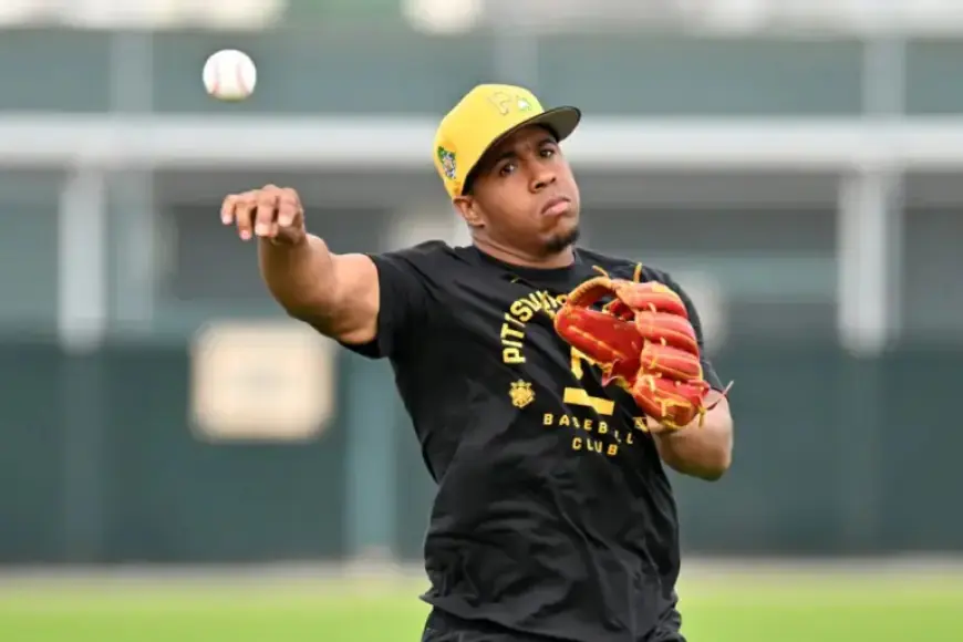 Pirates Release Enmanuel Valdez – MLB Trade Updates