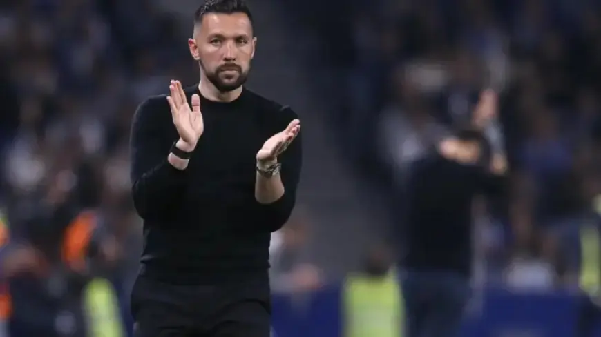 Farioli Praises Vítor Pereira’s Work at Nottingham in Birthday Gift