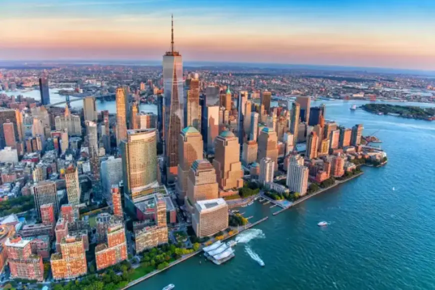 Mamdani’s Approval Soars at 100 Days, but NYC Seen on Wrong Track