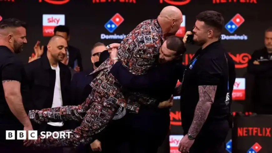 Tyson Fury Targets Usyk and Tottenham Ahead of Makhmudov Fight