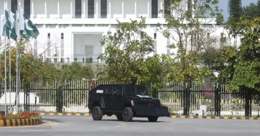 Pakistan Faces Risky Endeavor in High-Stakes Iran Peace Bid