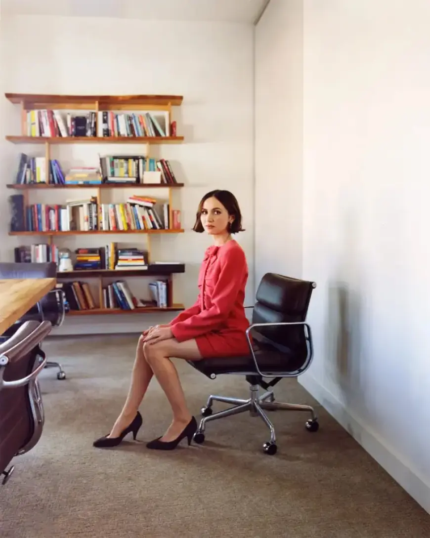 Maude Apatow Seeks Genuine Connections with Fans