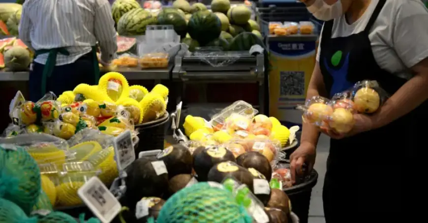 China Reports First Producer Inflation Surge in Over Three Years