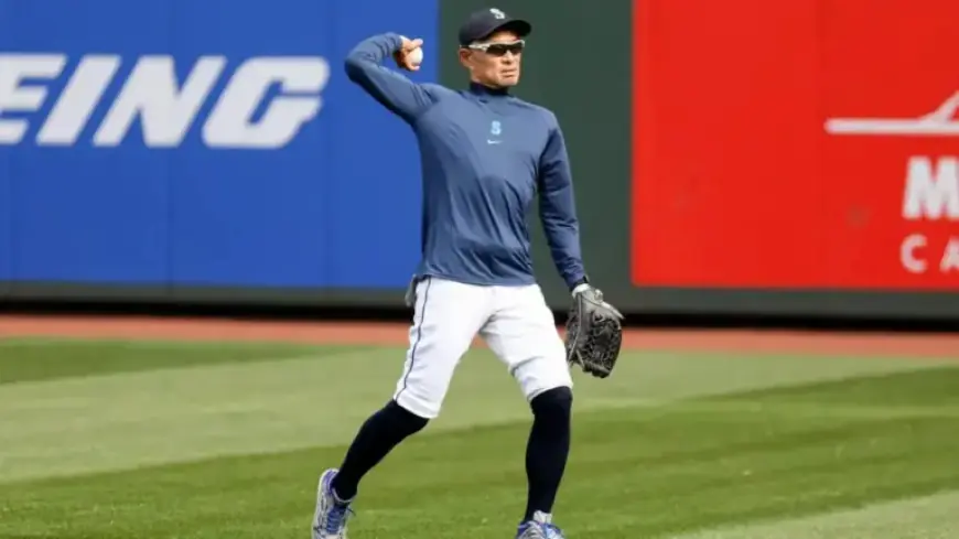 Ichiro Statue Breaks During Unveiling at Mariners’ T-Mobile Park