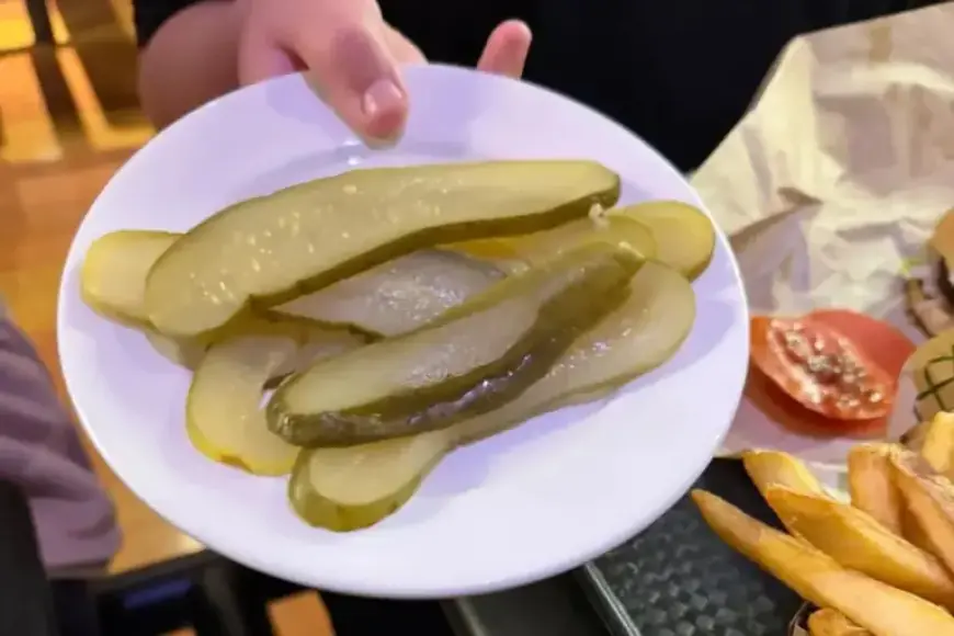 Father Voices Frustration Over Pickle Incident on BC Ferries Sailing