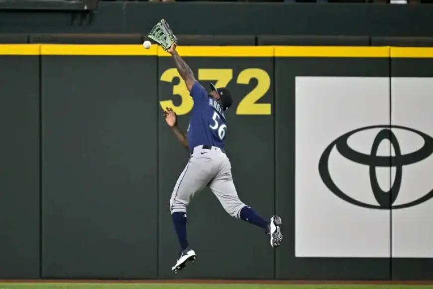 Buster Olney Analyzes Randy Arozarena’s Defensive Decline on ESPN