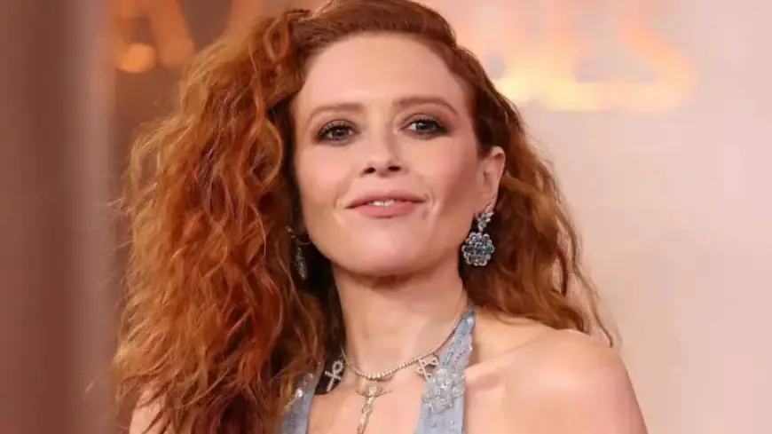 Natasha Lyonne Alleges ICE Detained Her Following Flight Removal