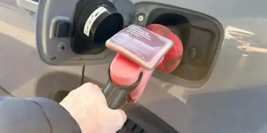 Gasoline Prices Fall, Diesel Costs Rise Across the Province