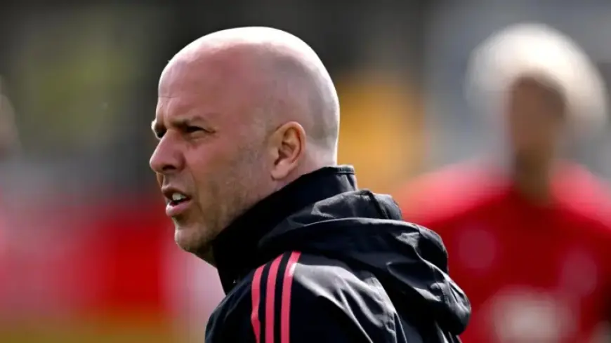 Arne Slot Discusses Liverpool vs. Fulham in Matchday Programme Notes